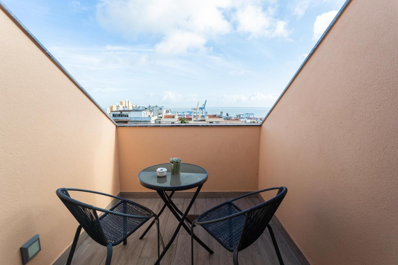 Duques Villa Luxury Guesthouse Lisbona Esterno foto